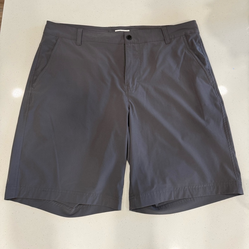 Men's Columbia Sportswear Flat-Front Performance Shorts - Charcoal Gray